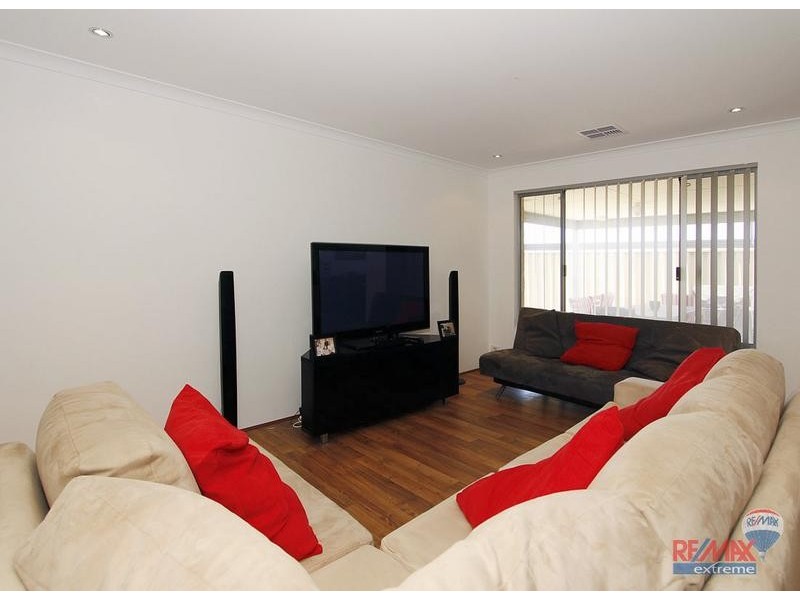 33 Rosegreen Avenue, Butler WA 6036