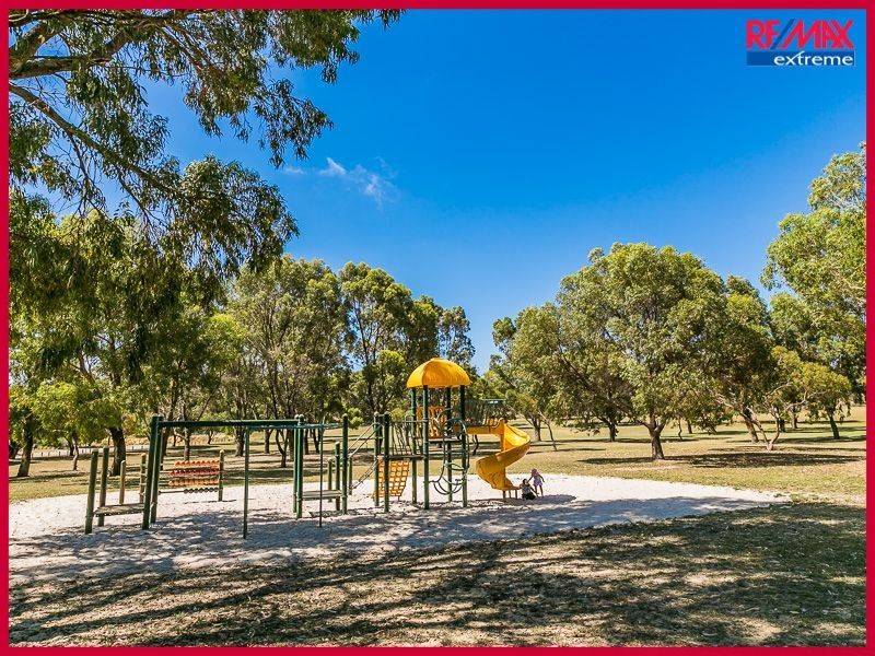 7 Conway Grove, Heathridge WA 6027