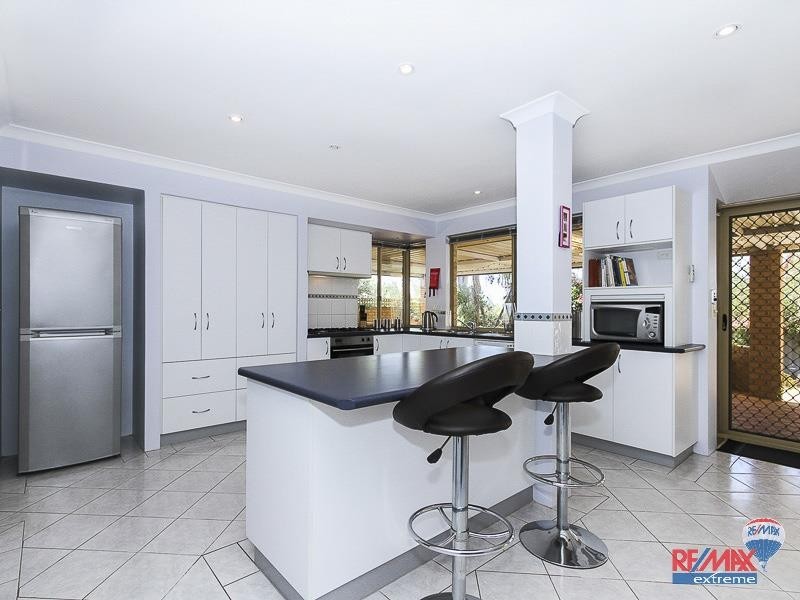 4 Otisco Cres, Joondalup WA 6027