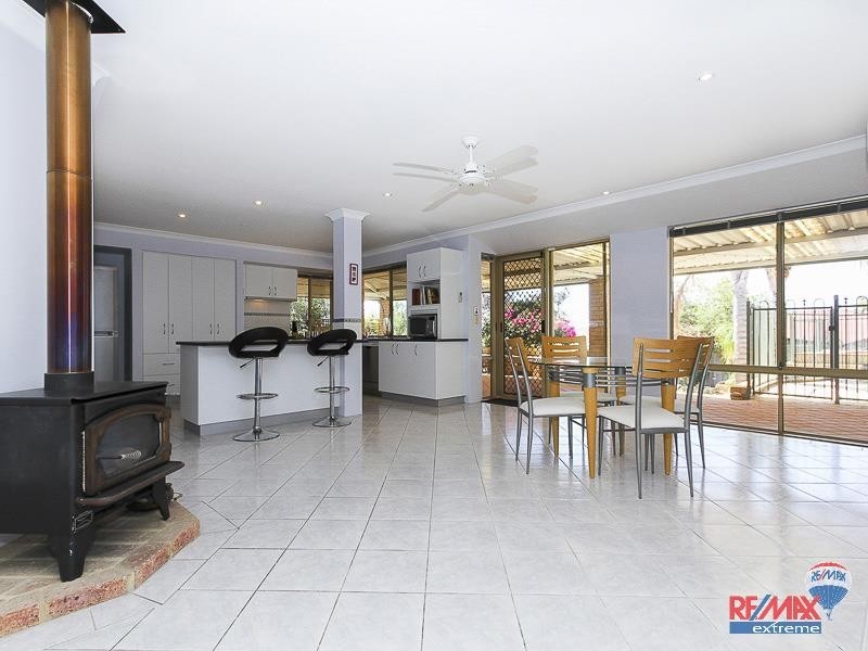 4 Otisco Cres, Joondalup WA 6027