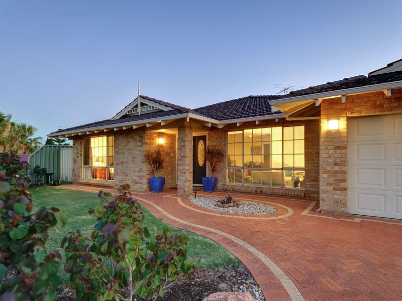 7 Troubridge Retreat*, Ocean Reef WA 6027