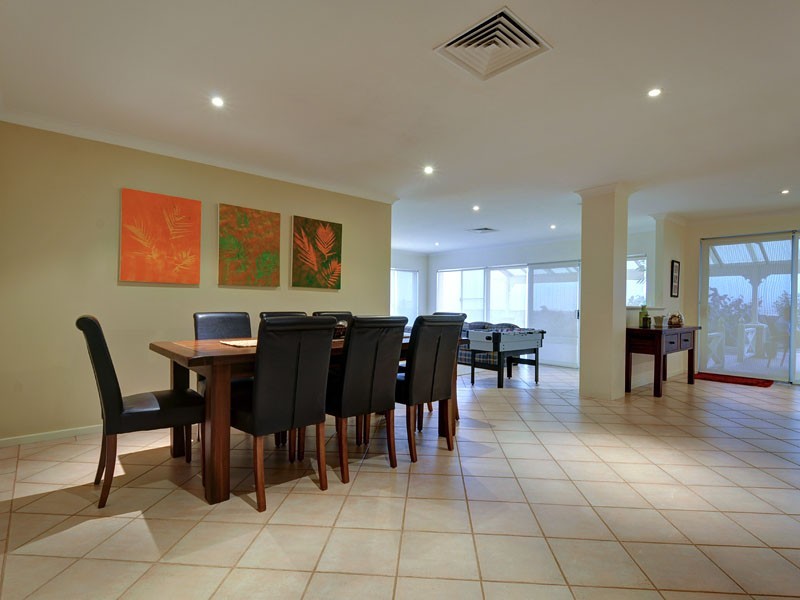 7 Troubridge Retreat*, Ocean Reef WA 6027