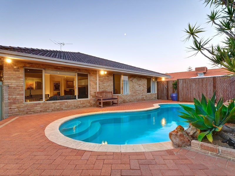 7 Troubridge Retreat*, Ocean Reef WA 6027