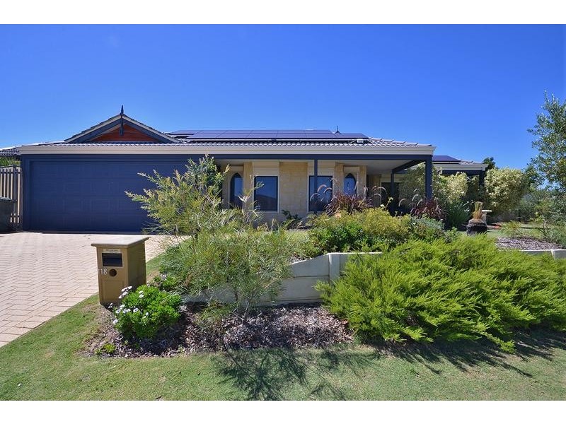 118 St Stephens Crescent, Tapping WA 6065
