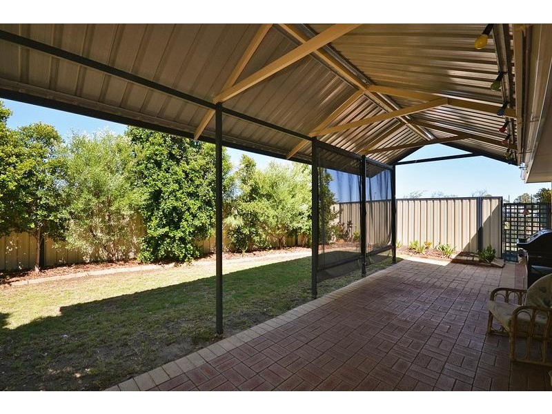 118 St Stephens Crescent, Tapping WA 6065