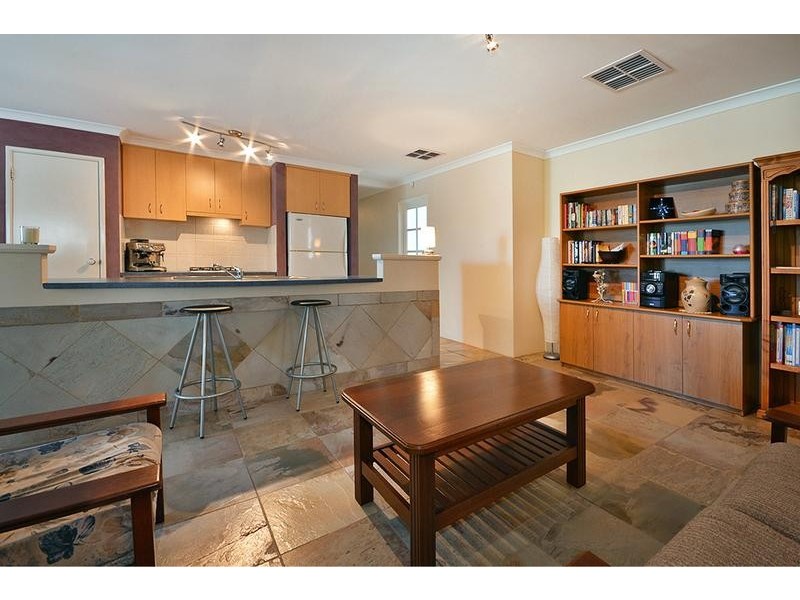 118 St Stephens Crescent, Tapping WA 6065