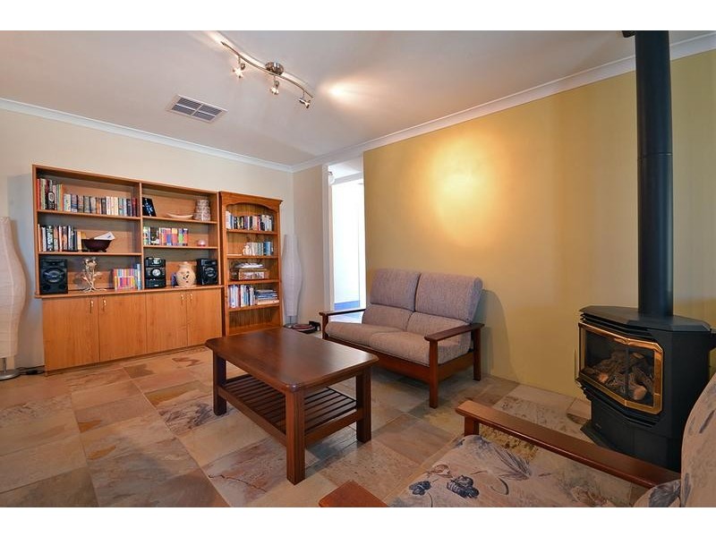 118 St Stephens Crescent, Tapping WA 6065