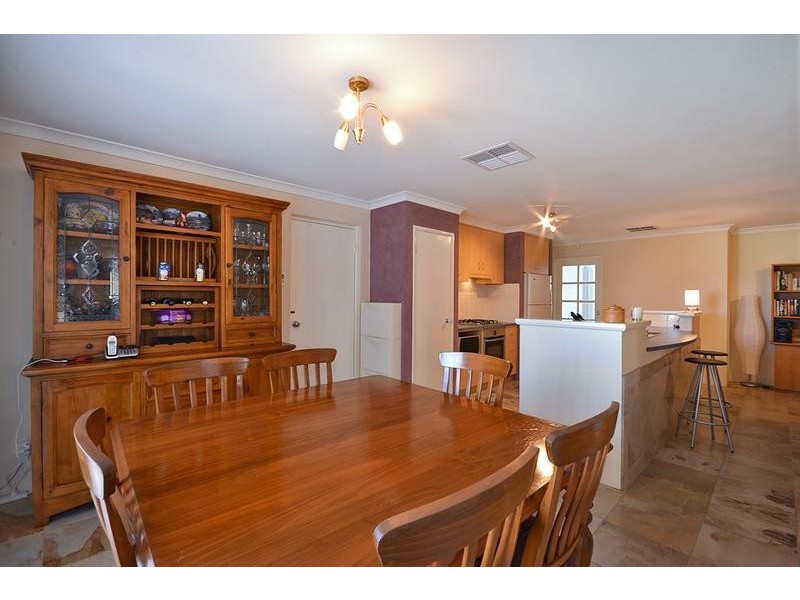 118 St Stephens Crescent, Tapping WA 6065