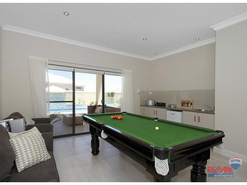 3 Spitfire Ave, Burns Beach WA 6028