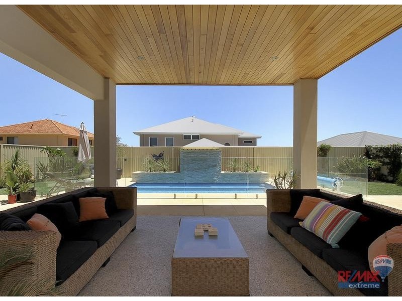 3 Spitfire Ave, Burns Beach WA 6028