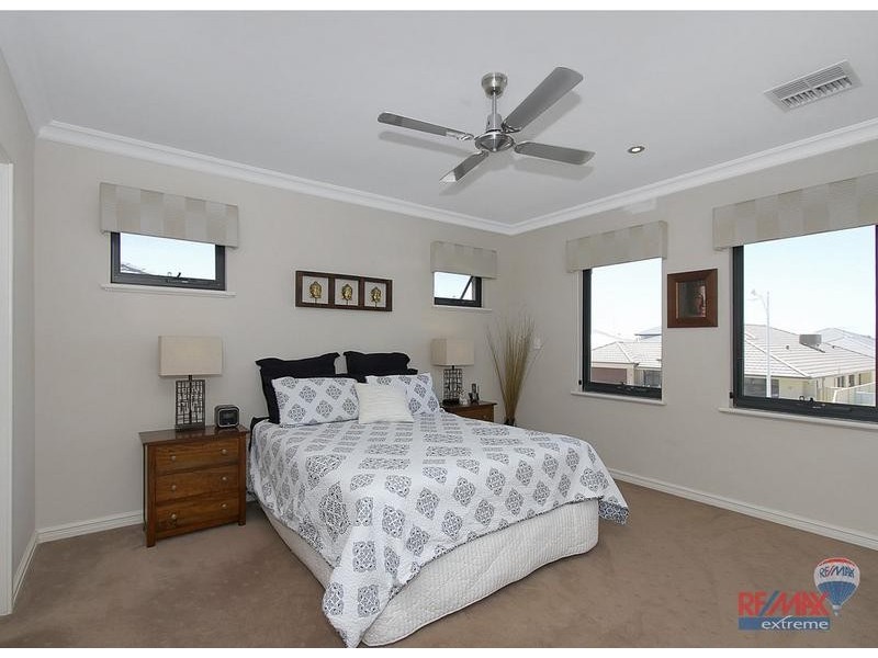 3 Spitfire Ave, Burns Beach WA 6028