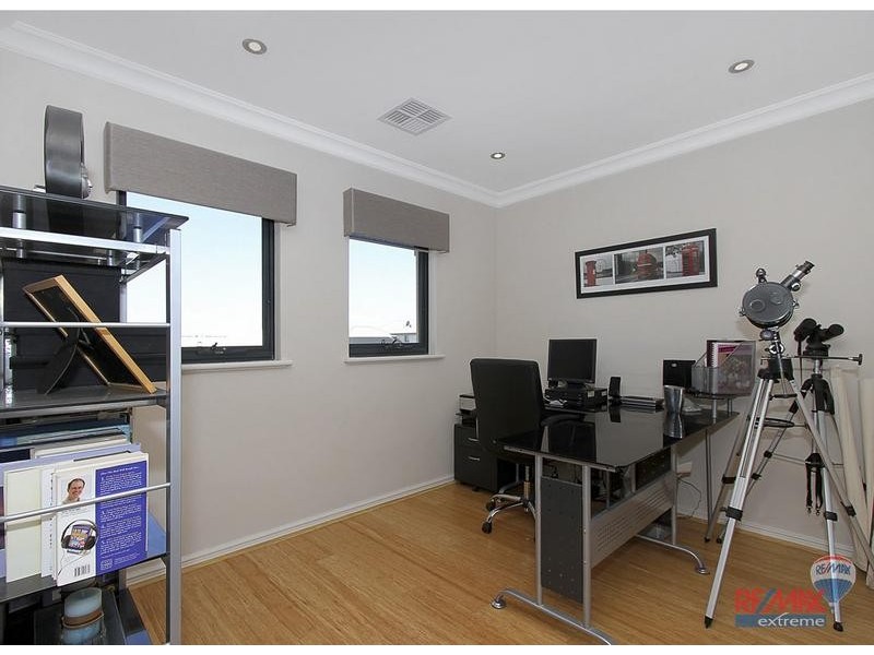 3 Spitfire Ave, Burns Beach WA 6028