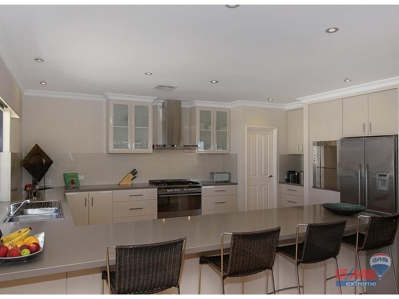 3 Spitfire Ave, Burns Beach WA 6028