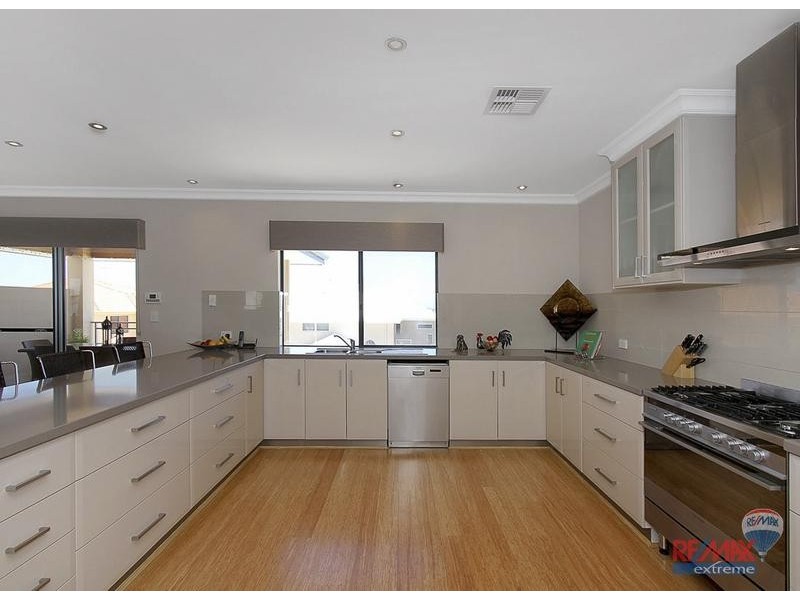 3 Spitfire Ave, Burns Beach WA 6028