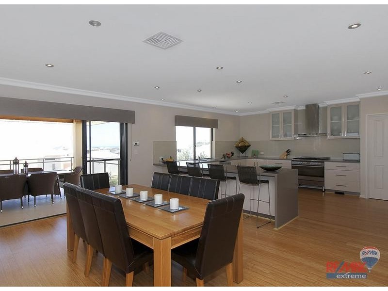 3 Spitfire Ave, Burns Beach WA 6028