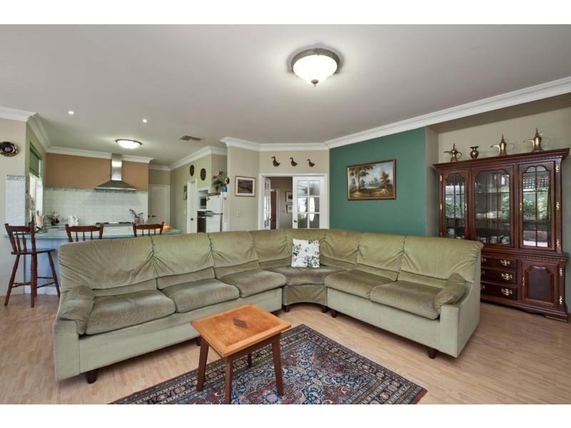 23 Renner Circle, Wanneroo WA 6065