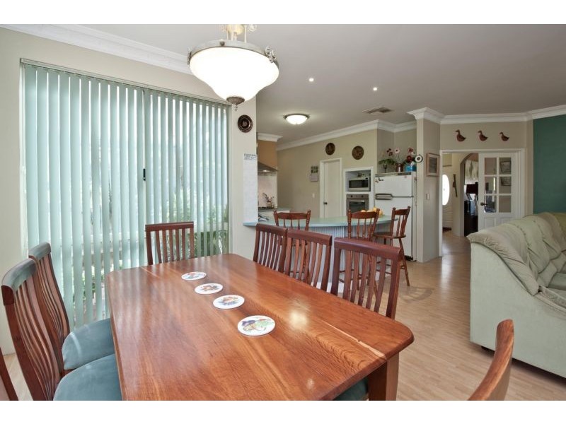 23 Renner Circle, Wanneroo WA 6065