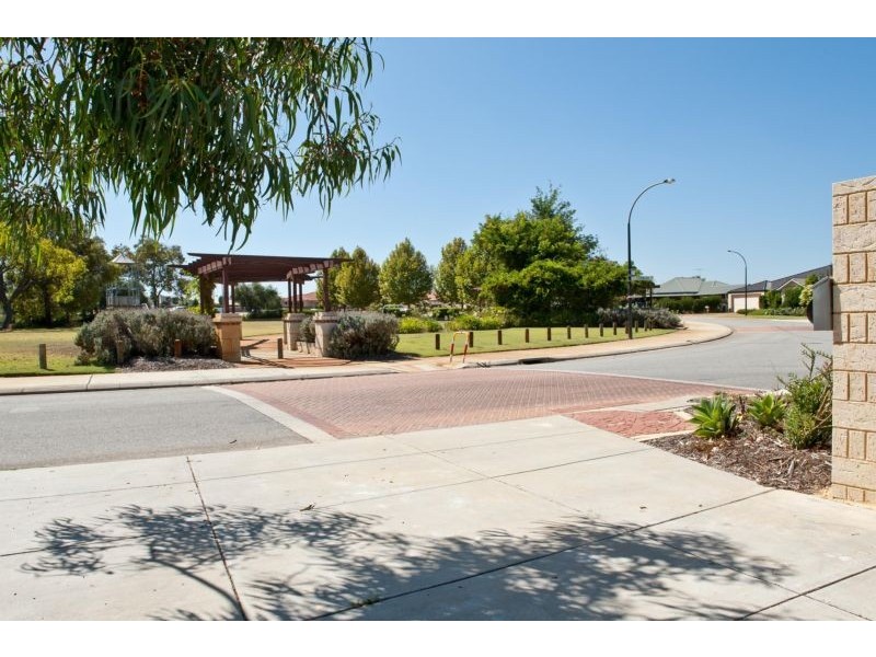 23 Renner Circle, Wanneroo WA 6065