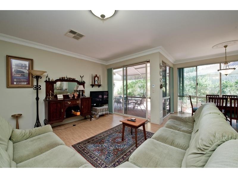 23 Renner Circle, Wanneroo WA 6065