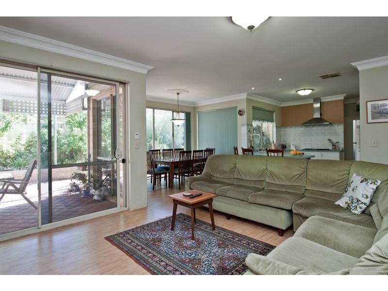 23 Renner Circle, Wanneroo WA 6065