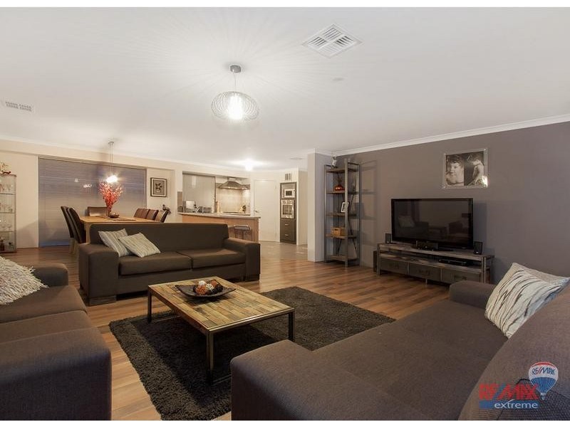 12 Clogher Street, Ridgewood WA 6030