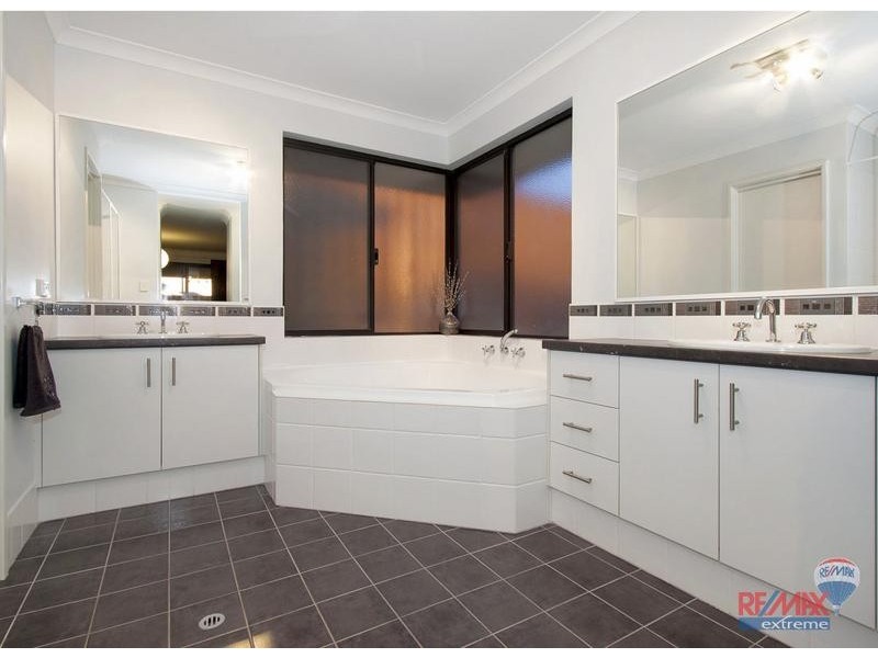 12 Clogher Street, Ridgewood WA 6030