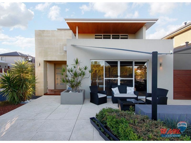 93 Delgado Parade*, Iluka WA 6028