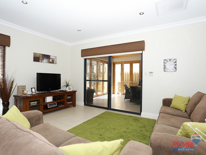 585 Burns Beach Road, Iluka WA 6028