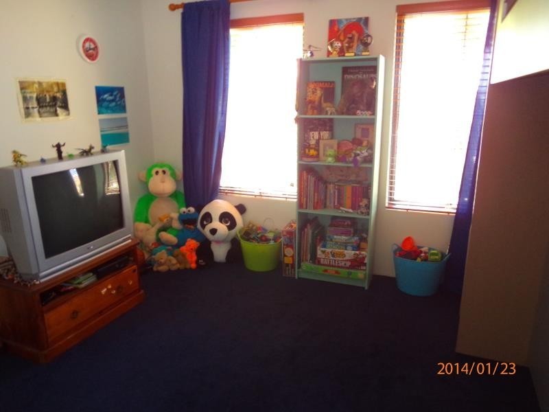 1 Brigantine Drive, Jindalee WA 6036