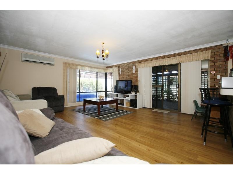 16 Dennis Street, Quinns Rocks WA 6030