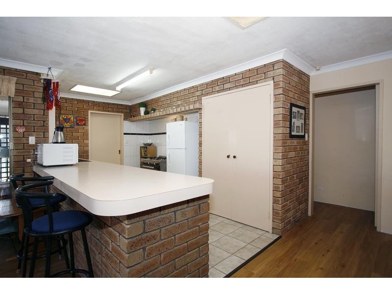 16 Dennis Street, Quinns Rocks WA 6030