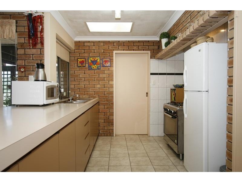 16 Dennis Street, Quinns Rocks WA 6030