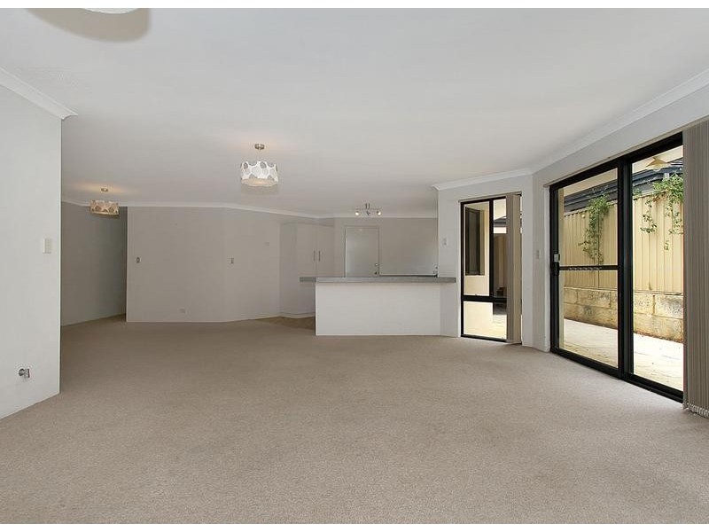 28 Kahana Parkway, Butler WA 6036