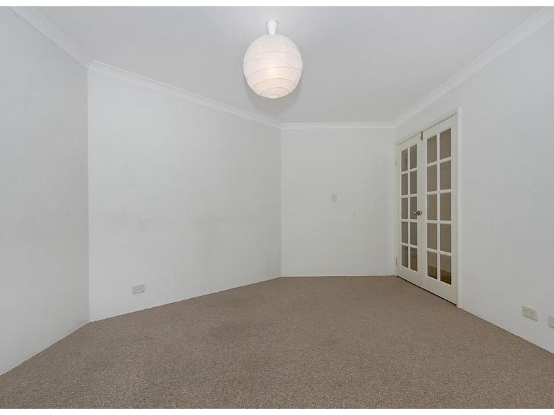 28 Kahana Parkway, Butler WA 6036