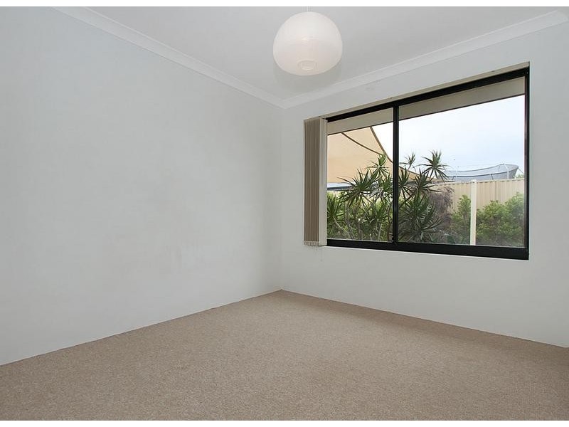 28 Kahana Parkway, Butler WA 6036