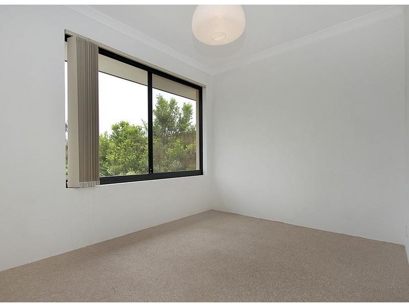 28 Kahana Parkway, Butler WA 6036