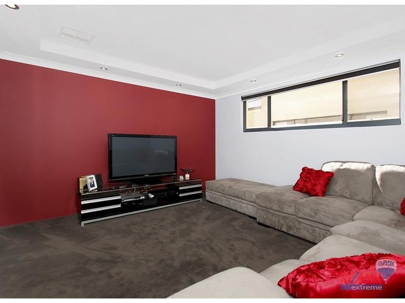 3 Yabbara Ave, Burns Beach WA 6028