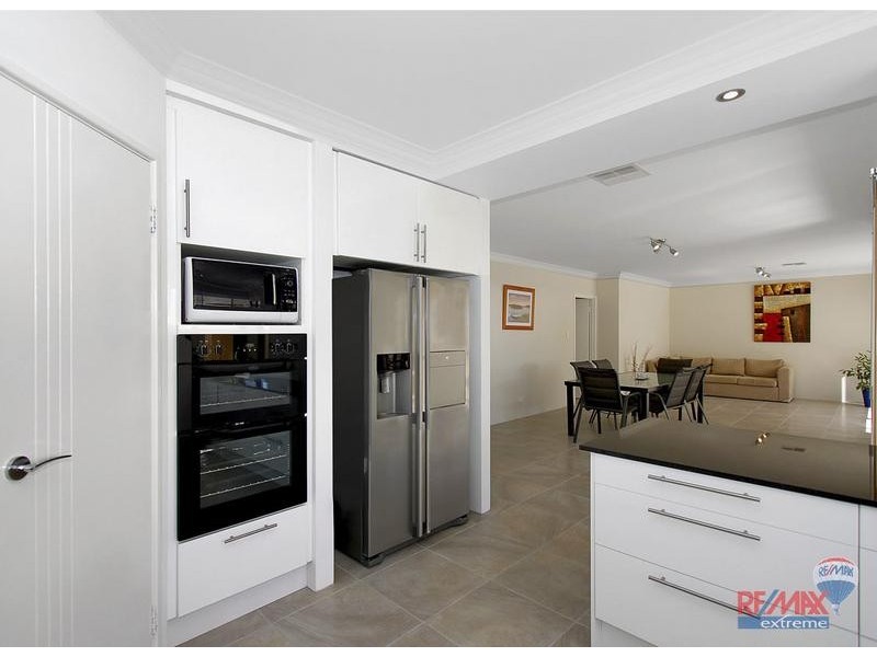 3 Yabbara Ave, Burns Beach WA 6028