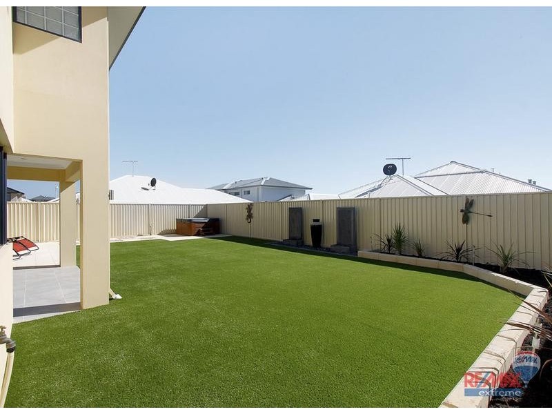 3 Yabbara Ave, Burns Beach WA 6028