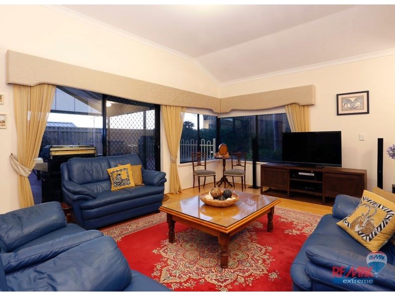 5 St. James Approach, Iluka WA 6028