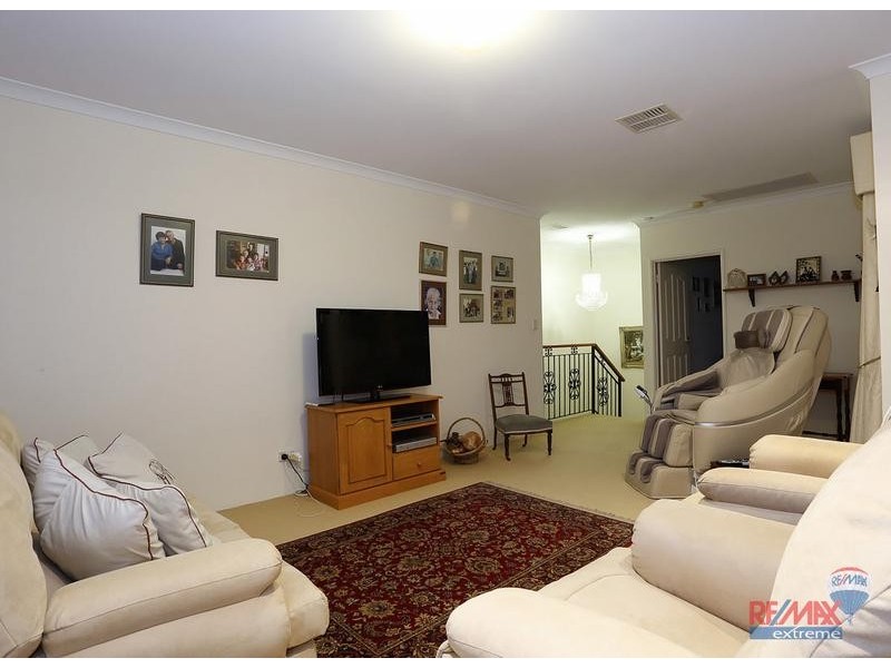 5 St. James Approach, Iluka WA 6028