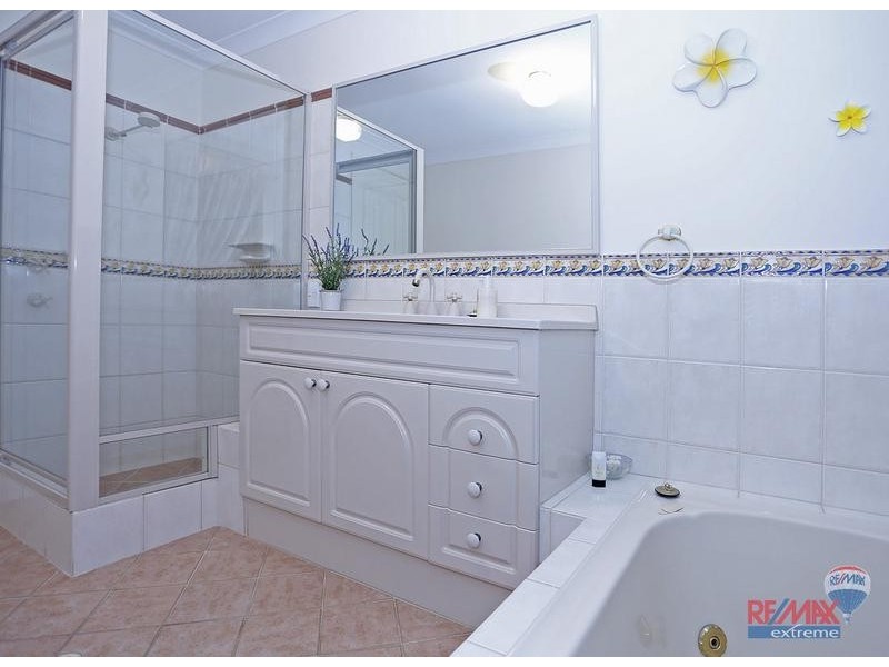 5 St. James Approach, Iluka WA 6028