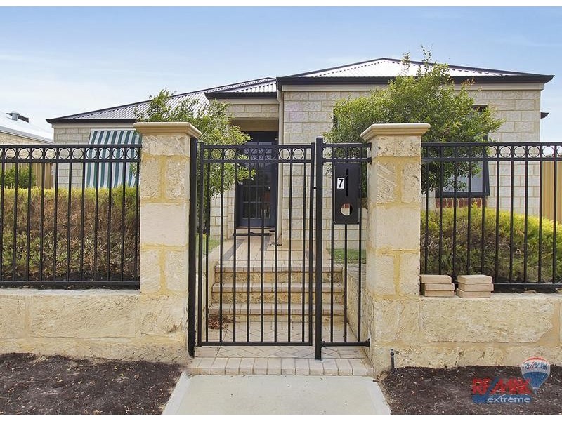 7 Prenton Street, Butler WA 6036
