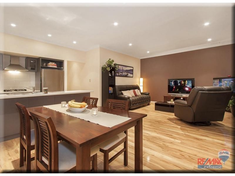 6 Larkhall Way, Butler WA 6036