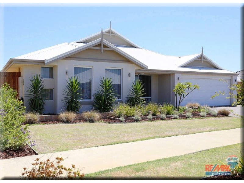 4 Featherstone Gardens, Butler WA 6036