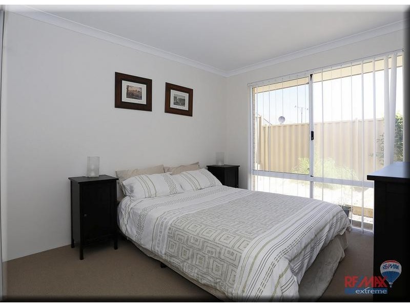 4 Featherstone Gardens, Butler WA 6036
