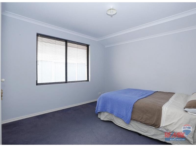 35 Crown Point Crescent, Butler WA 6036
