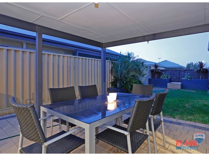 36 Finglas Meander, Butler WA 6036