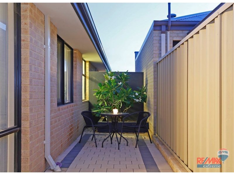 36 Finglas Meander, Butler WA 6036