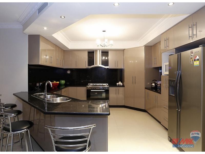 10 St. Lucia Road, Iluka WA 6028